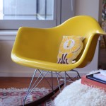 Inspiration deco-fauteuil a bascule Eames jaune