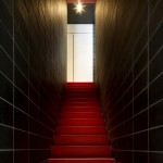 Residence design a Londres - Escaliers rouges