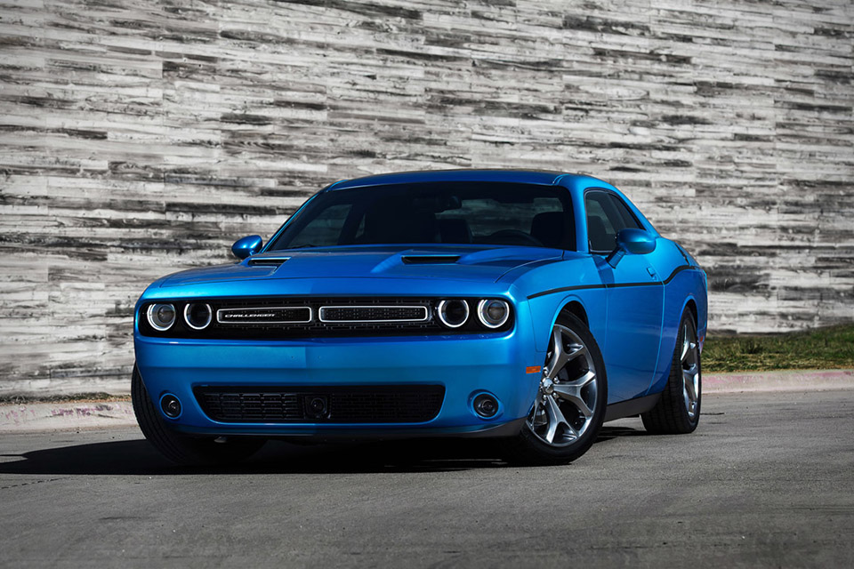 Dodge challenger 2015 года