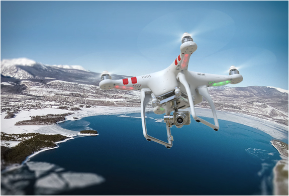 drone-design-dji-phantom-2-vision-plus-03